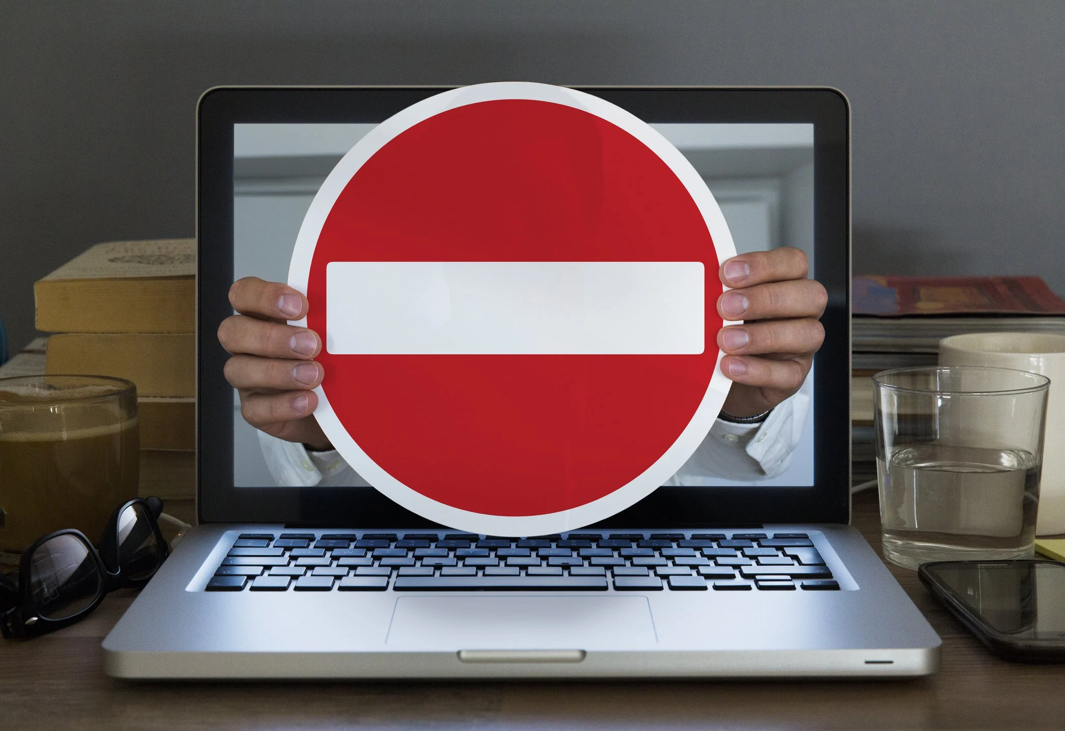 ReCAPTCHA и Google Analytics: как остаться в правовом поле и избежать штрафов и блокировок в 2025 ReCAPTCHA и Google Analytics: как остаться в правовом поле и избежать штрафов и блокировок в 2025